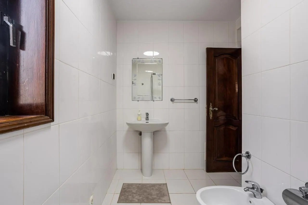 Home Out Vila Do Lince - 8 Ensuite, Heated Pool & Gym - Marina Vilamoura 0*,  Portugalia