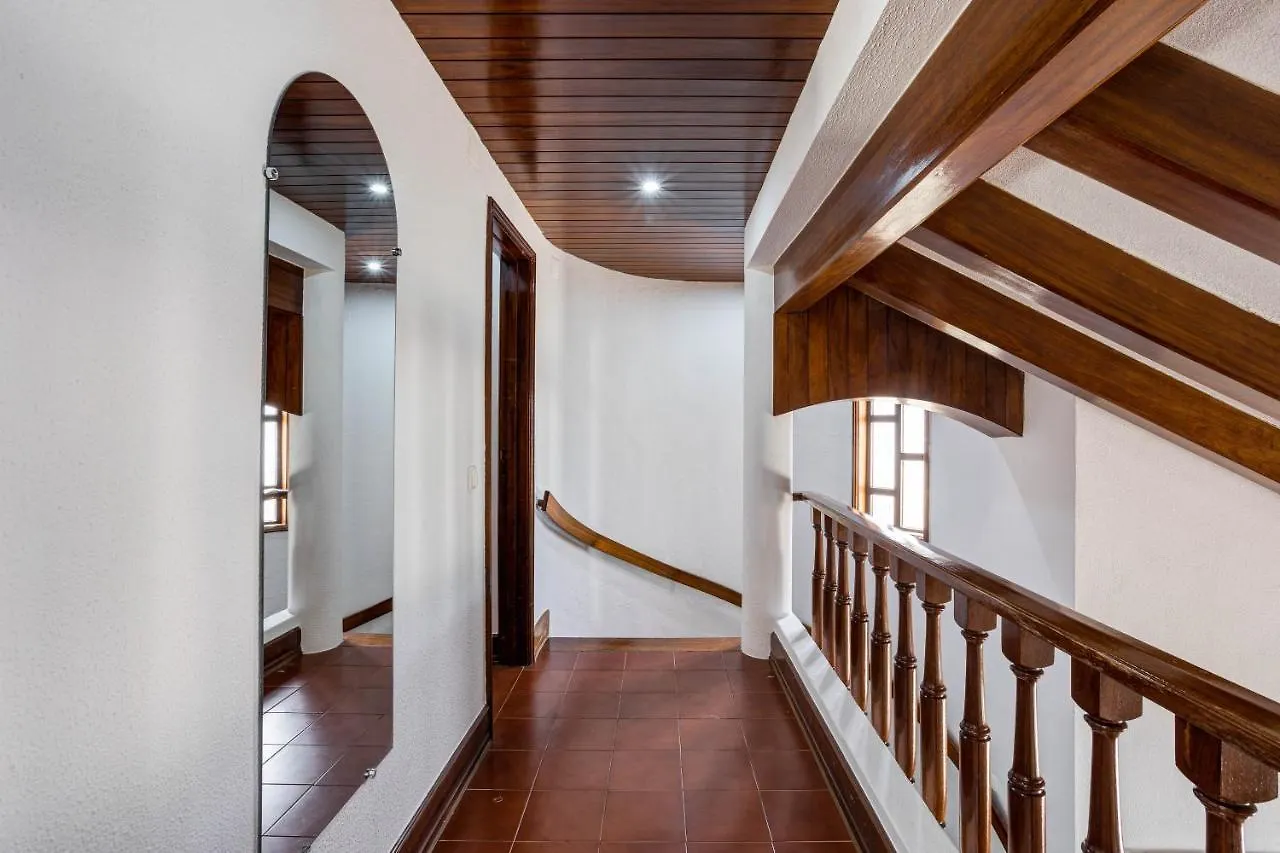 Willa Home Out Vila Do Lince - 8 Ensuite, Heated Pool & Gym - Marina Vilamoura