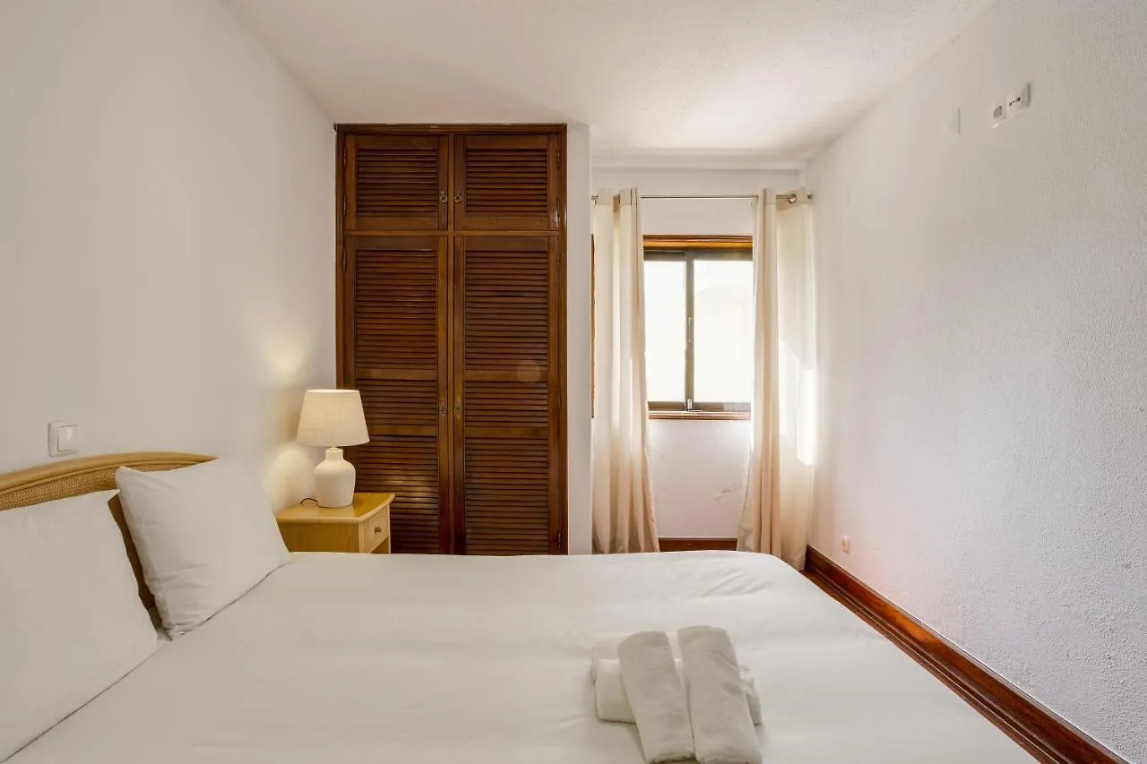 Home Out Vila Do Lince - 8 Ensuite, Heated Pool & Gym - Marina Vilamoura Portugalia